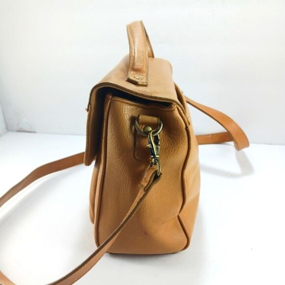 Relic Brand Women's Tan Leather Multi Pocket Cross Body Bag/Purse............... - Picture 7 of 15